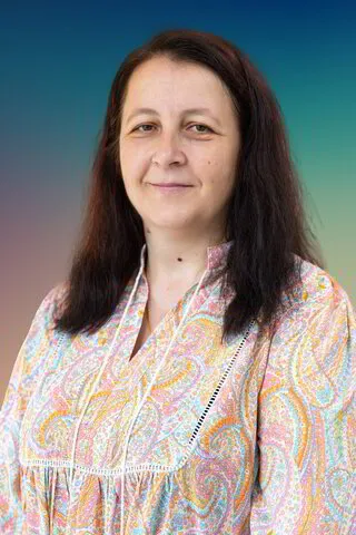 Petronela-Irina Apetroaie